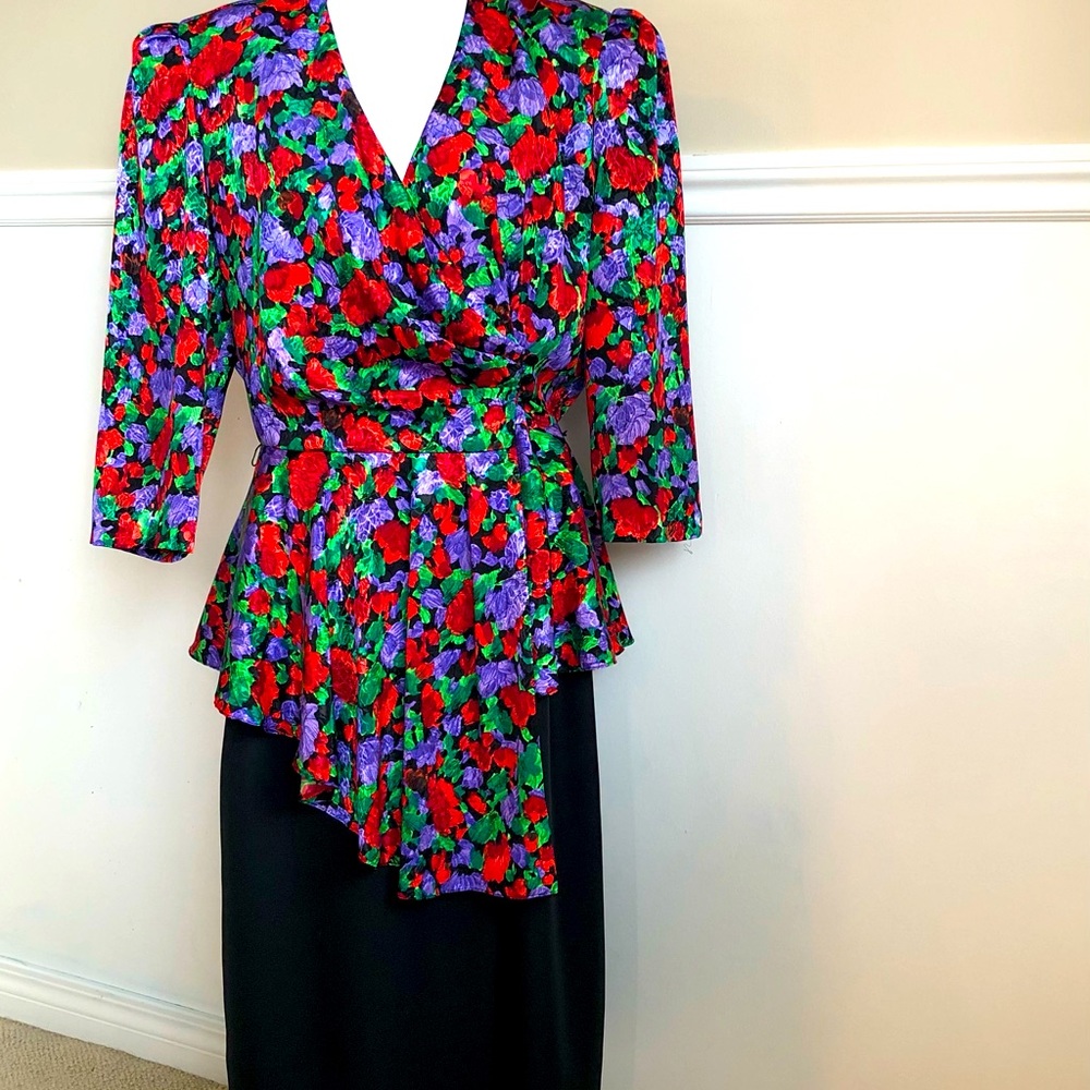 Vintage 1980’s Nu Mode Floral/Black Wrap Dress w/ Shoulder Pads